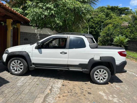 FIAT STRADA 1.8 MPI ADVENTURE CD 16V FLEX 3P AUTOMATIZADO